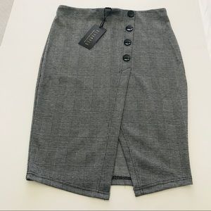 NWT Black and white houndstooth pencil skirt